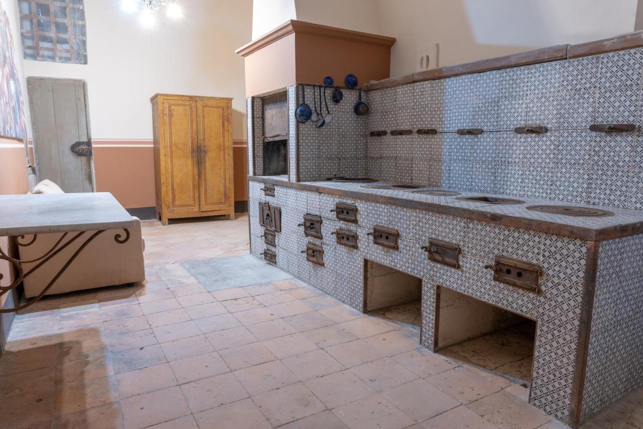 فندق Il Cavaliere Al Borgo Antico كوبرتينو المظهر الخارجي الصورة