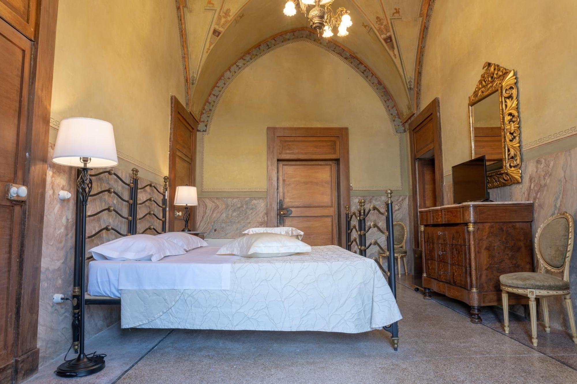 فندق Il Cavaliere Al Borgo Antico كوبرتينو المظهر الخارجي الصورة